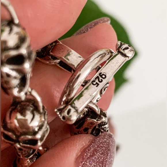 925 Sterling Silver ๐ Toggle Bracelet - Picture 5 of 7